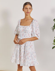 Malina - Alessia dress - sukienki letnie - capri corals blush - 3