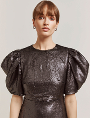 Malina - Blair Sequin Dress - festkläder till outletpriser - black - 5