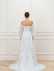 Malina - Amelia off-the-shoulder organza bridal gown - festmode zu outlet-preisen - soft floral ivory - 3