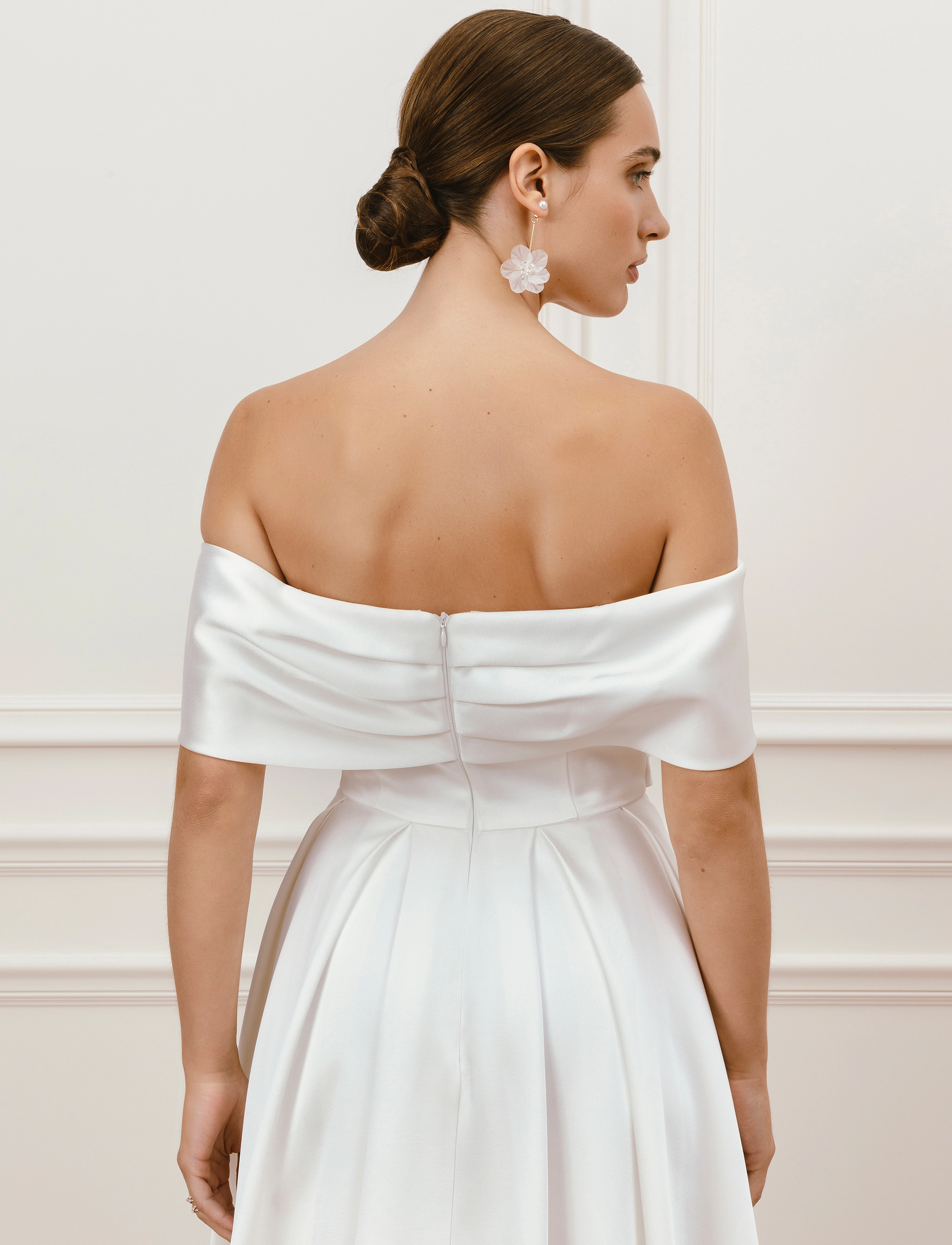 Malina - Mila off-the-shoulder slit bridal gown - brautkleider - ivory - 4