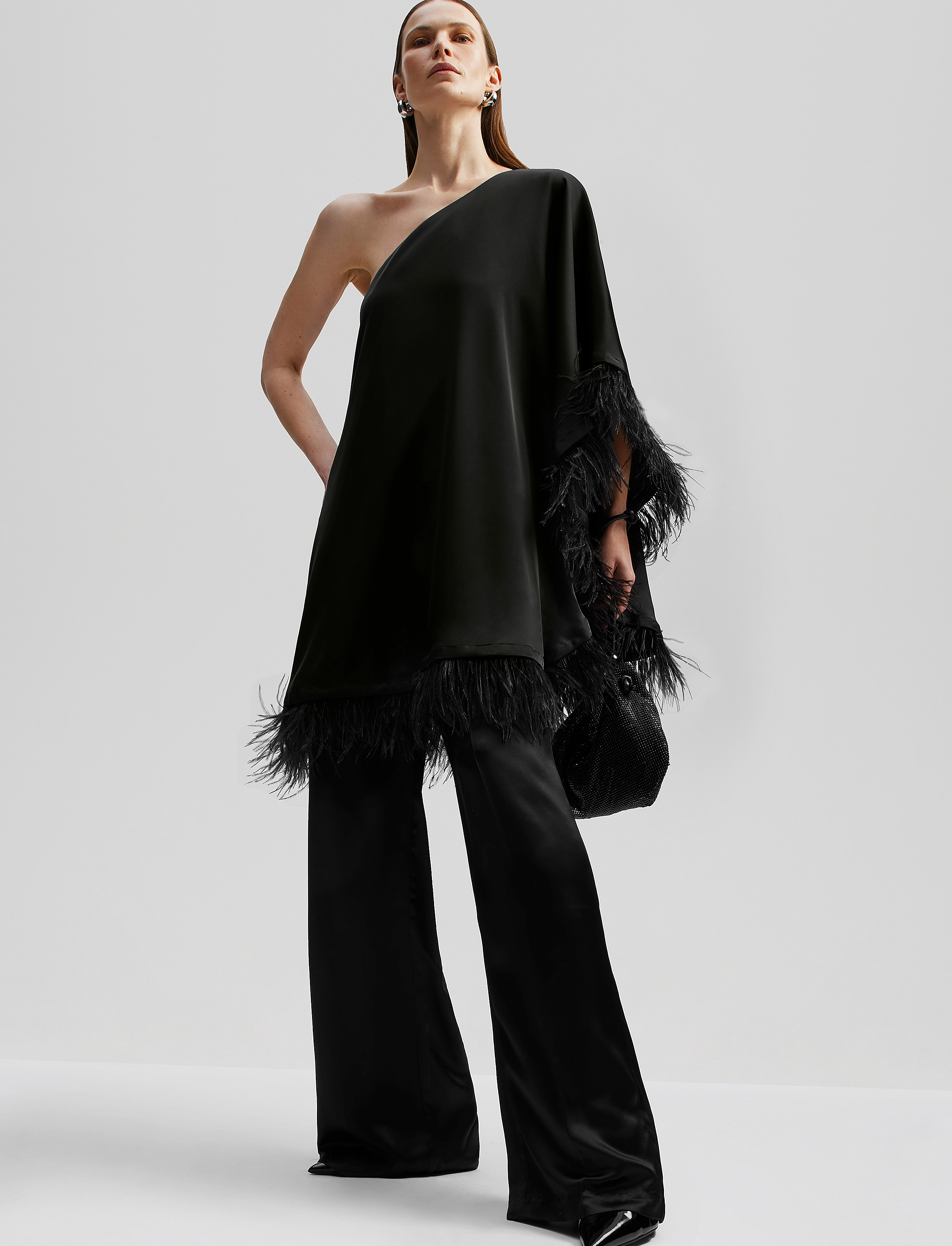 Malina - Andrea one-shoulder feather mini dress - black - 2