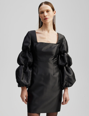 Malina - Georgia double pouf sleeve mini dress - festkläder till outletpriser - black - 4