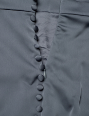 Malina - Addie balloon sleeve v-neck maxi dress - odzież imprezowa w cenach outletowych - smoke - 8