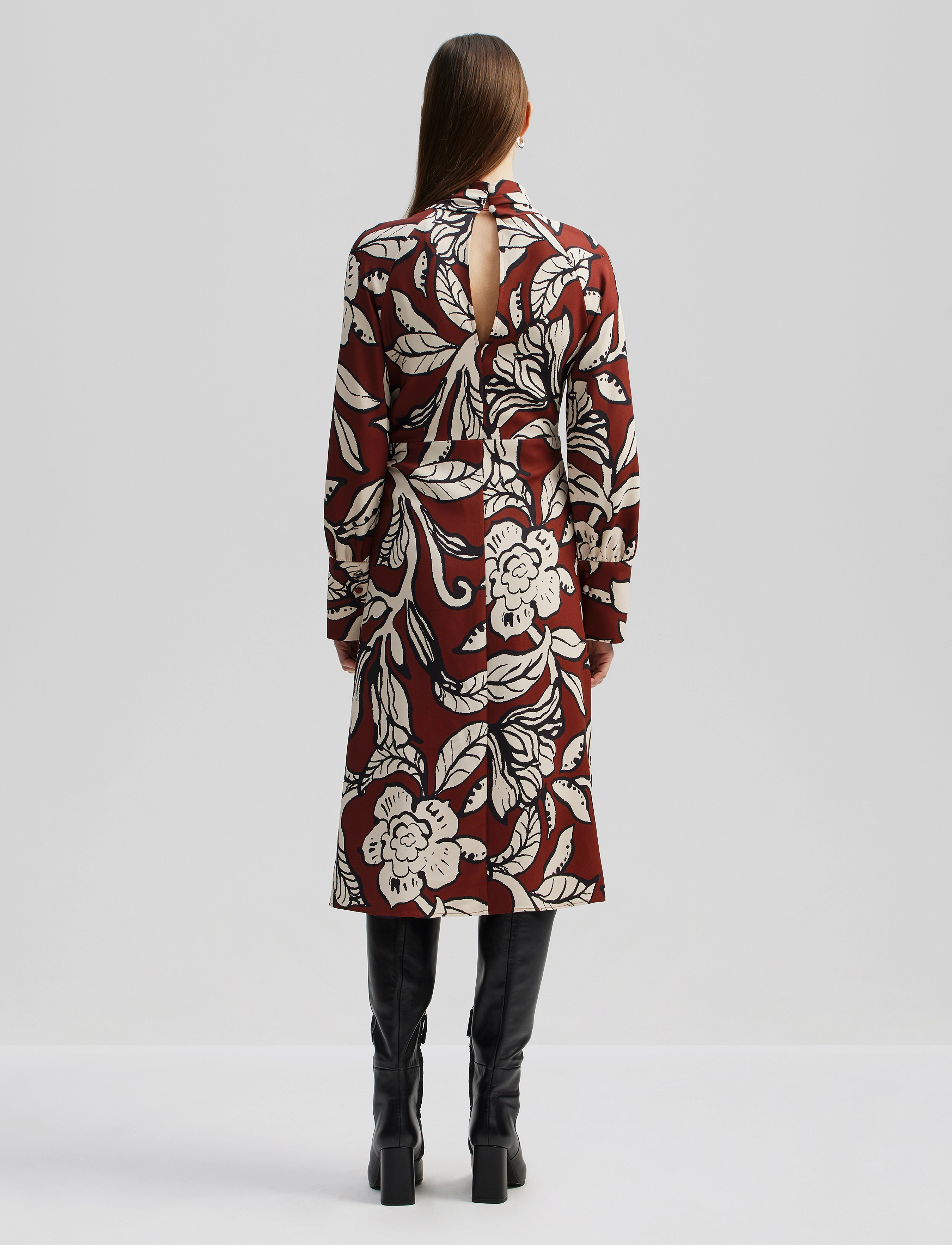 Malina - Savannah twisted neck detail midi dress - festtøj til outletpriser - pencil floral - 3
