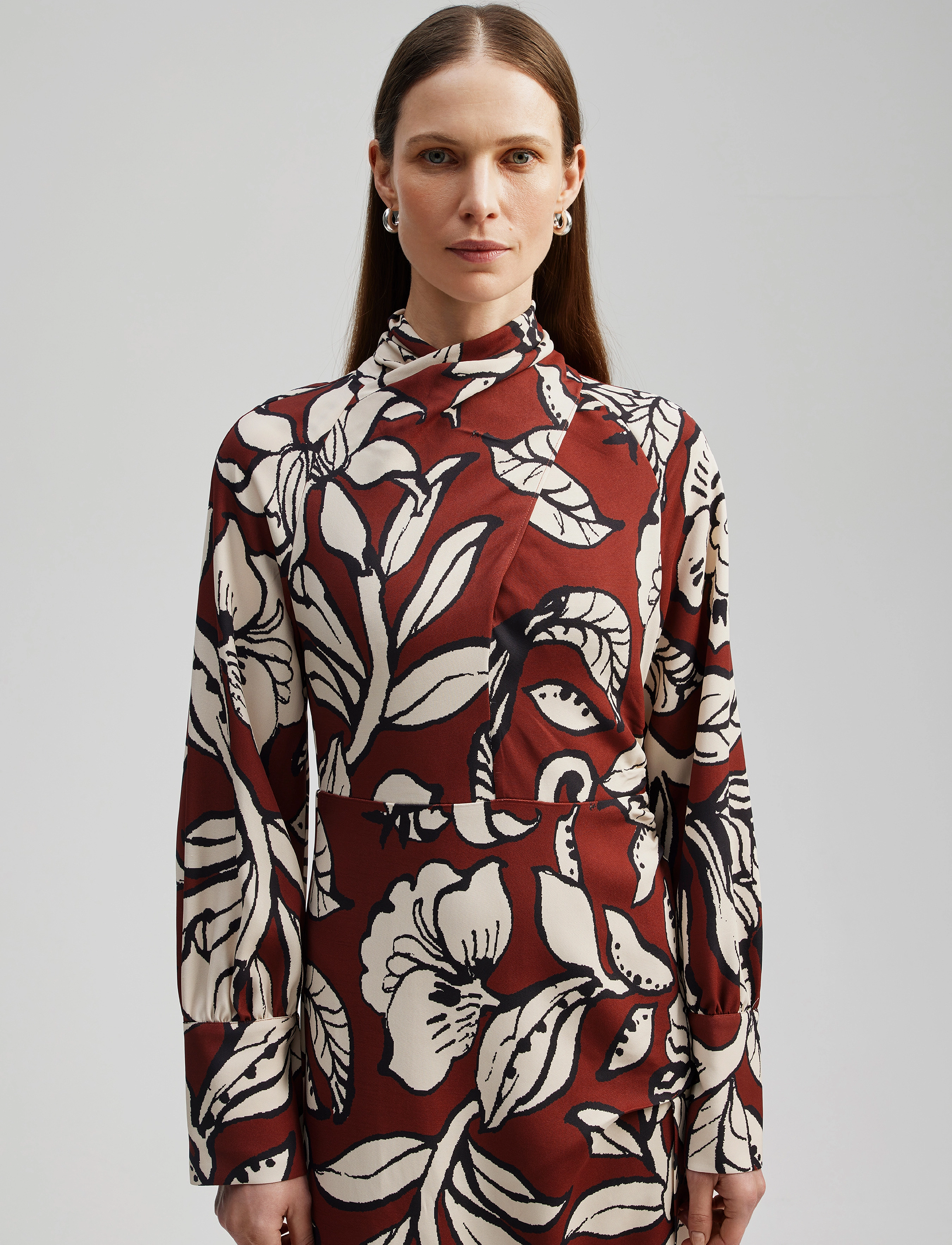 Malina - Savannah twisted neck detail midi dress - festtøj til outletpriser - pencil floral - 4