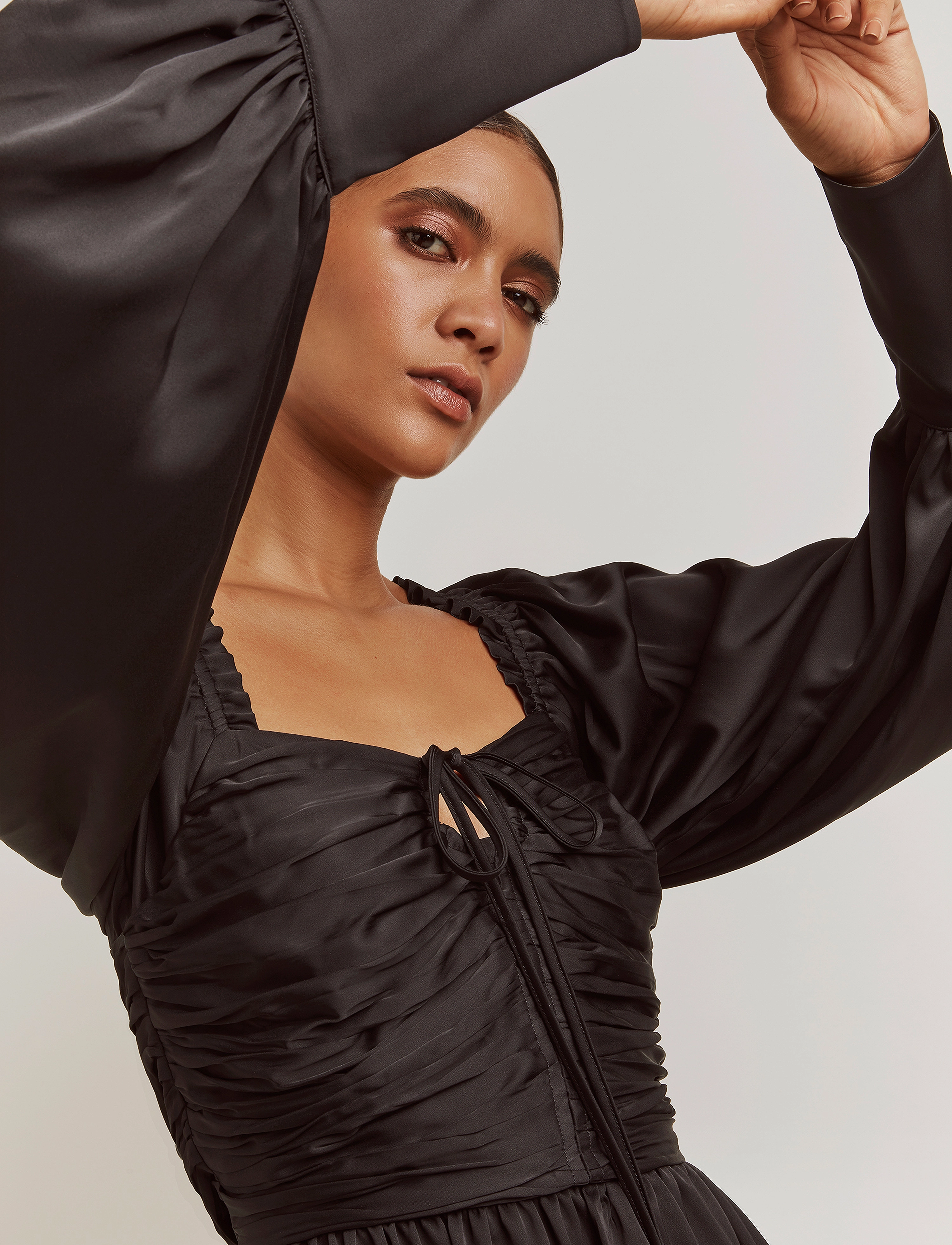 Malina - Gigi Dress - festtøj til outletpriser - black - 4