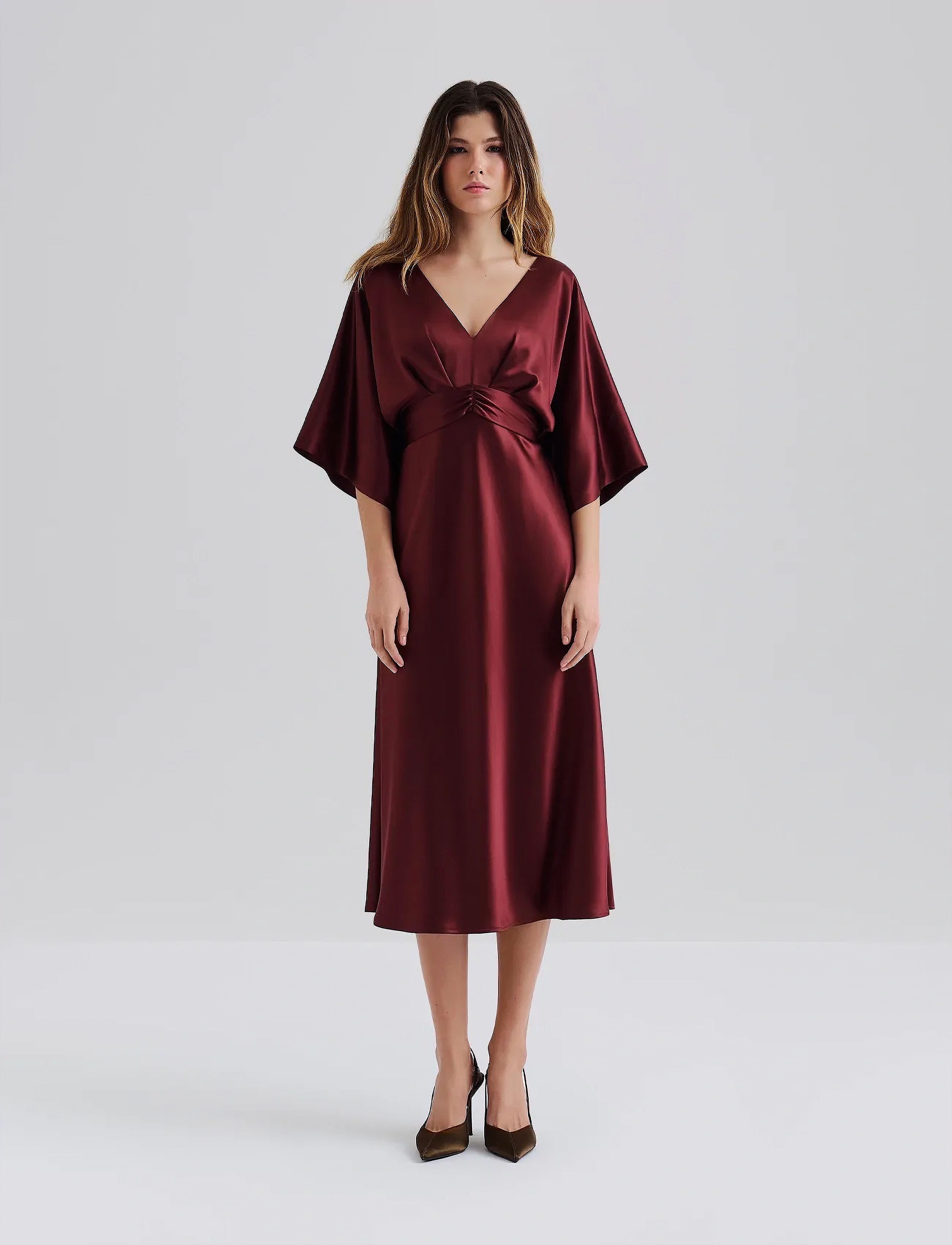 Malina Juno V-Neck Satin Midi Dress, L, Designer, Burgunderrot - Knee-length & Midi, Frauen