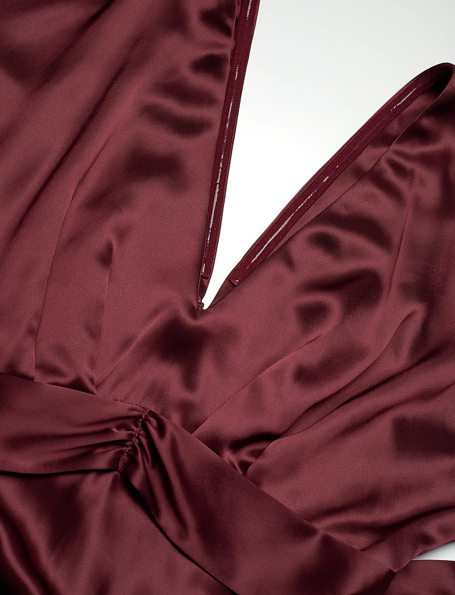 Malina - Juno V-Neck Satin Midi Dress - cocktailkleider - wine - 5