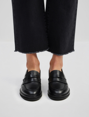 Malina - Leona Leather Loafers - flade sko - black - 6