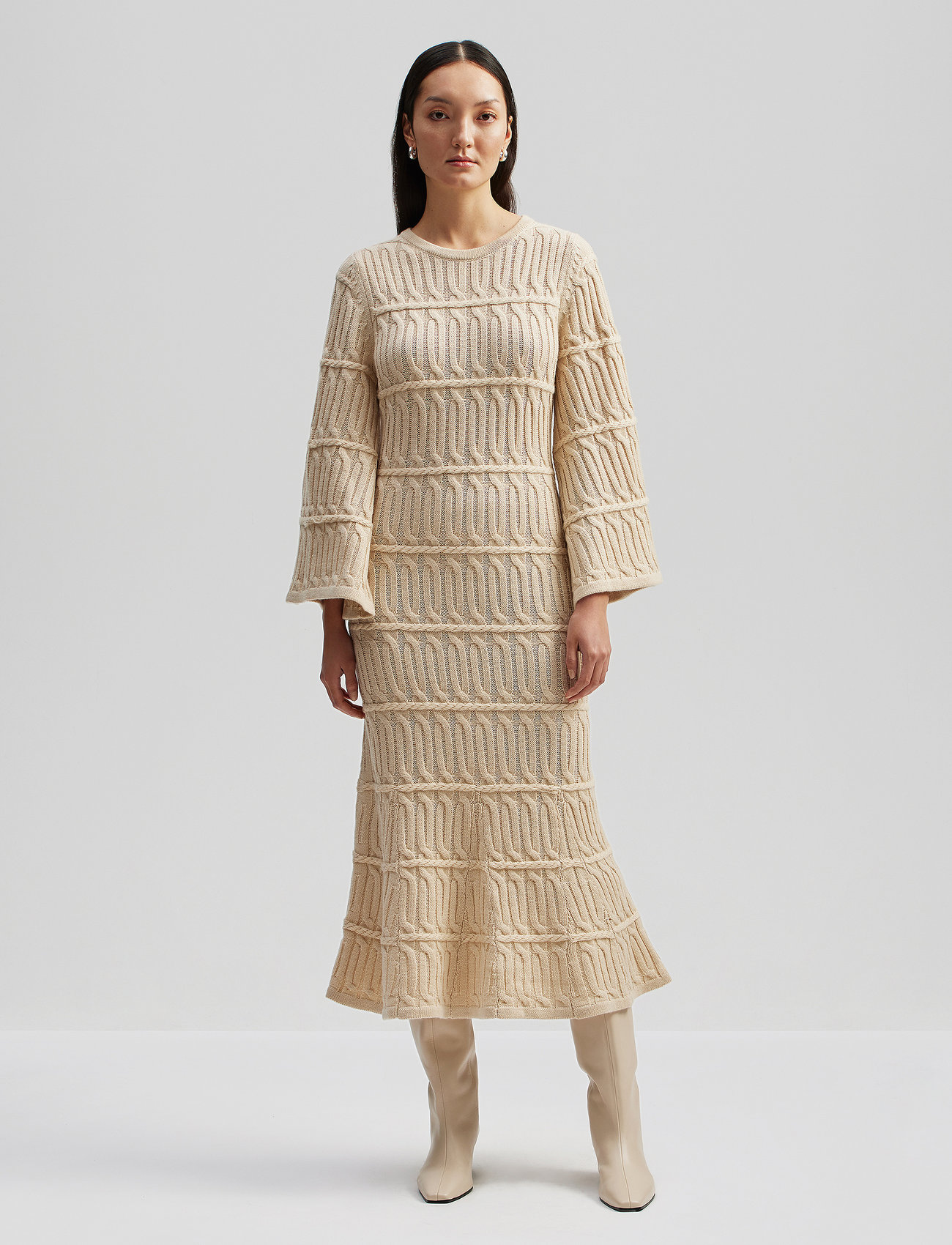 Malina - Elinne cable knitted maxi dress - adītas kleitas - beige - 1