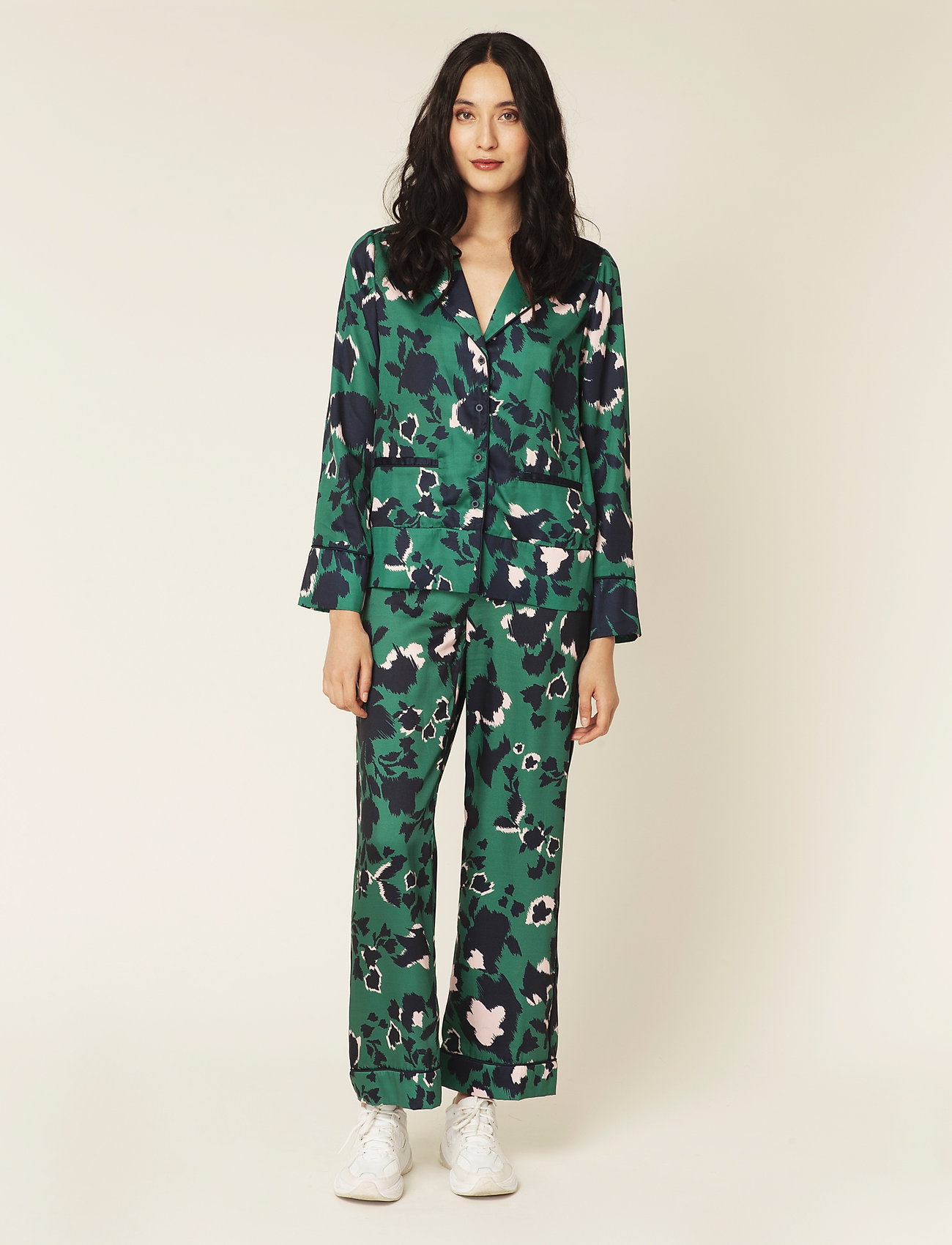 By Malina - Franca pants - shadow garden green - 4