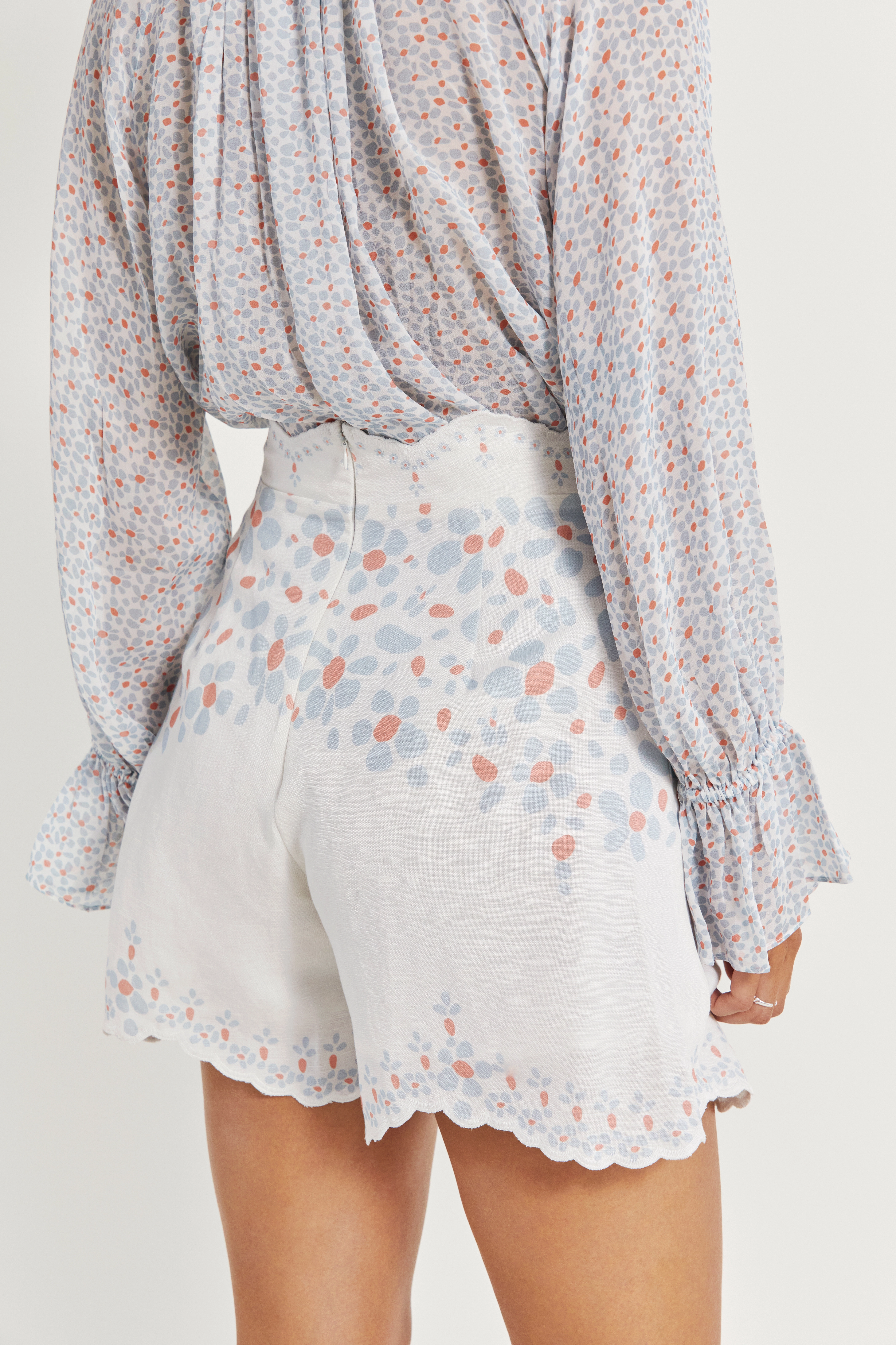 By Malina - Maia shorts - blue ditsy - 4