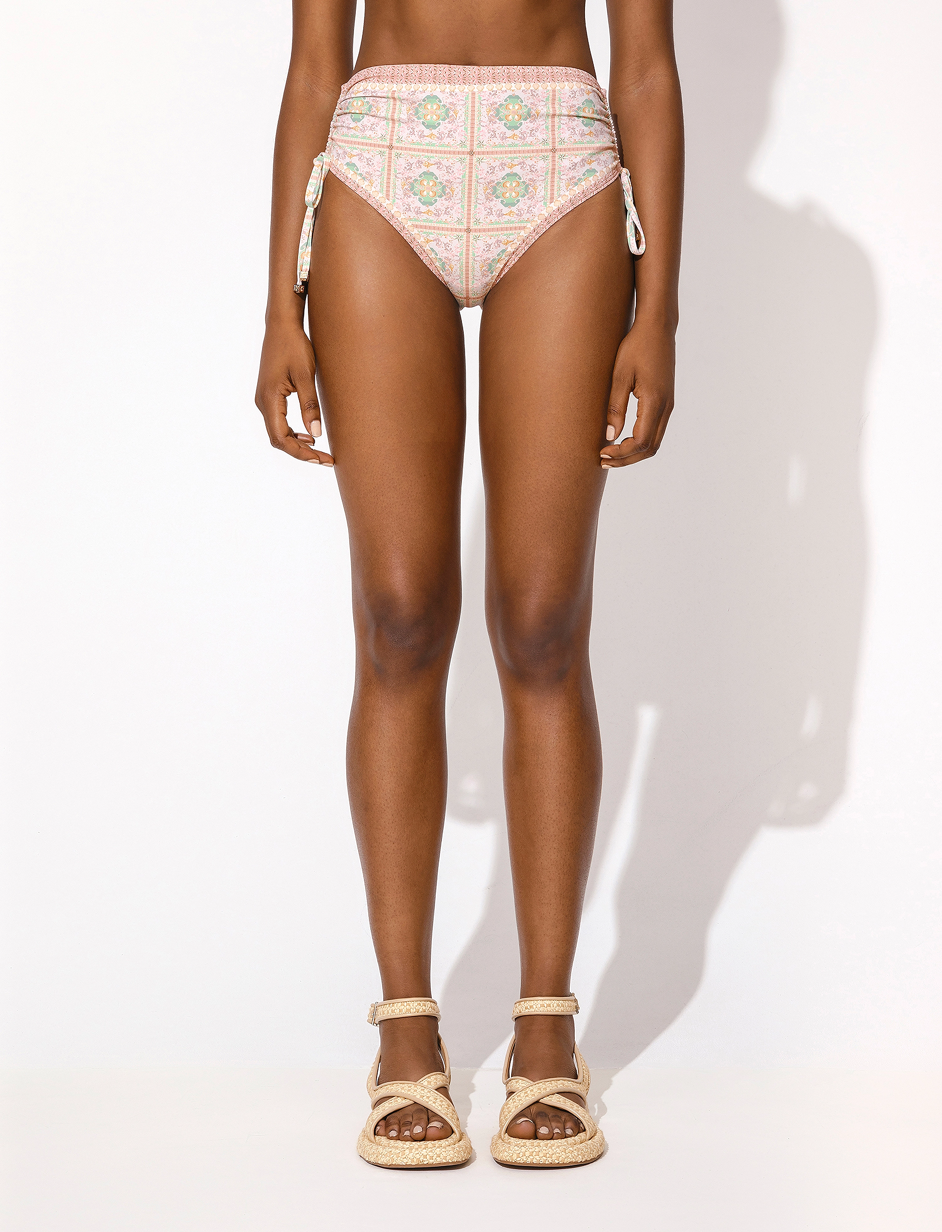 Malina - Della Bikini Bottom - kõrge pihaga bikiinid - pastel shells - 4