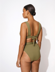 Malina - Aleah Bikini Bottom - korkeavyötäröiset bikinihousut - olive - 4