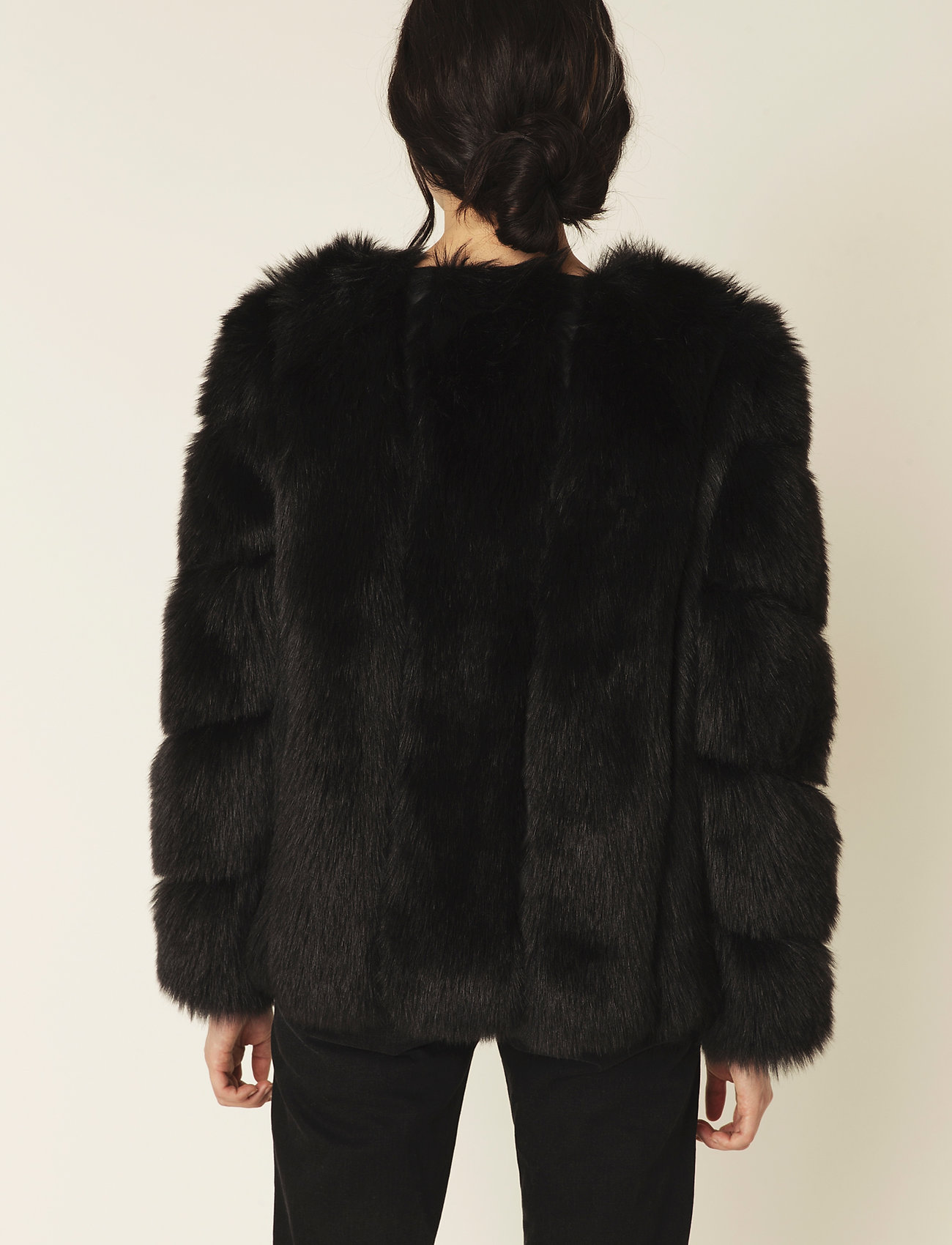 By Malina - Oria faux fur jacket - black - 3