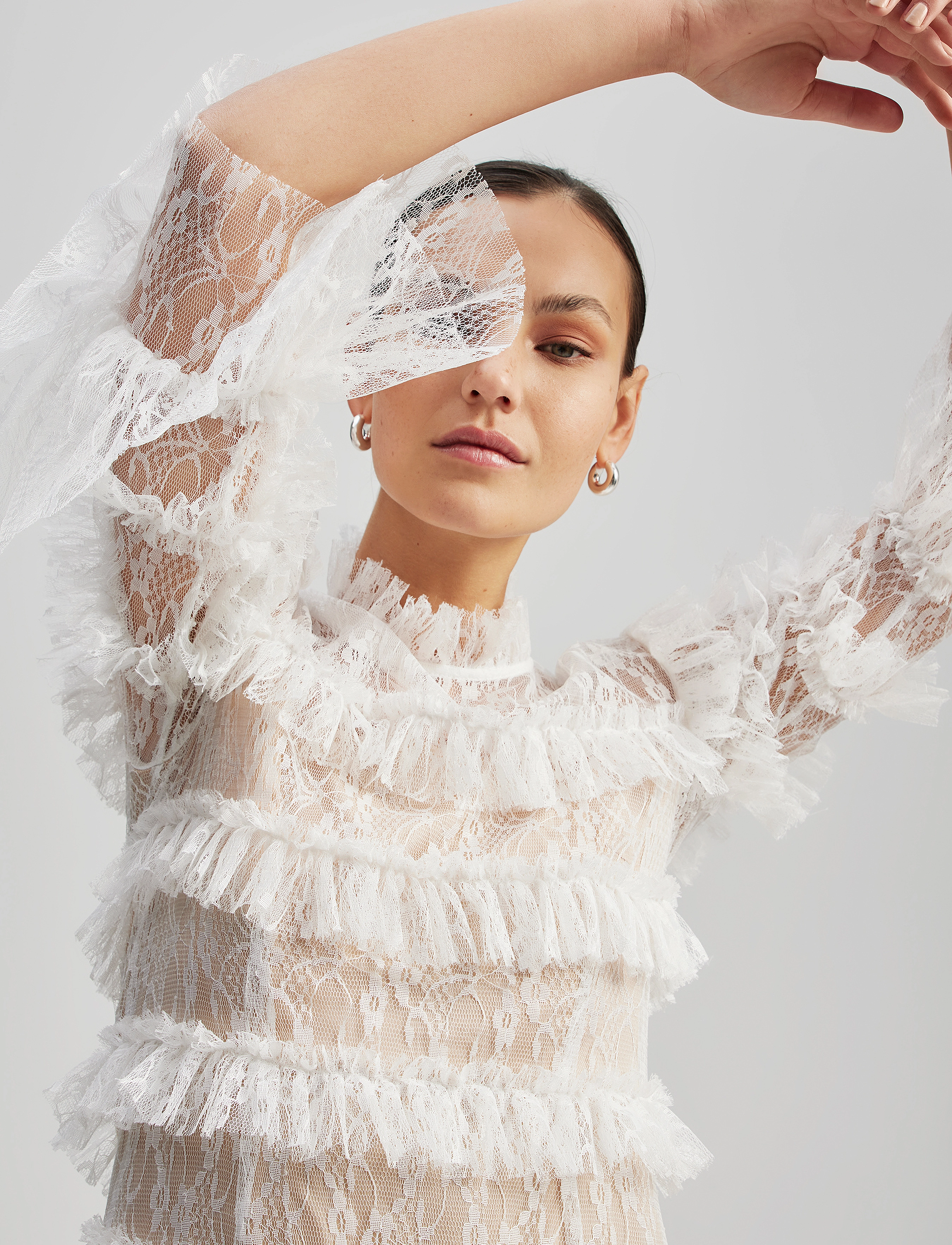Malina - Carmine Long Sleeve Lace Maxi Dress - vakarinės suknelės - cloudy white - 5