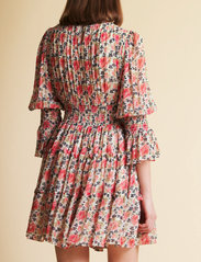 by Ti Mo - Delicate Mini Dress - trumpos suknelės - 256 -vintage bouquet - 3