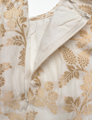by Ti Mo - Brocade Ruffle Dress - feestelijke kleding voor outlet-prijzen - off white - 5