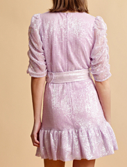 by Ti Mo - Sequins Mini Dress - festkläder till outletpriser - 046 - liliac - 3