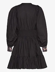 by Ti Mo - Embroidery Belt Dress - skjortekjoler - 099 - black - 1