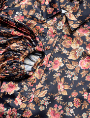 by Ti Mo - Plissé Button Down Dress - odzież imprezowa w cenach outletowych - 591 - dark rose - 4