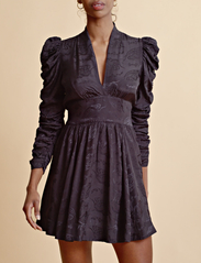 by Ti Mo - Jacquard Tieband Dress - feestelijke kleding voor outlet-prijzen - 099 - black - 2