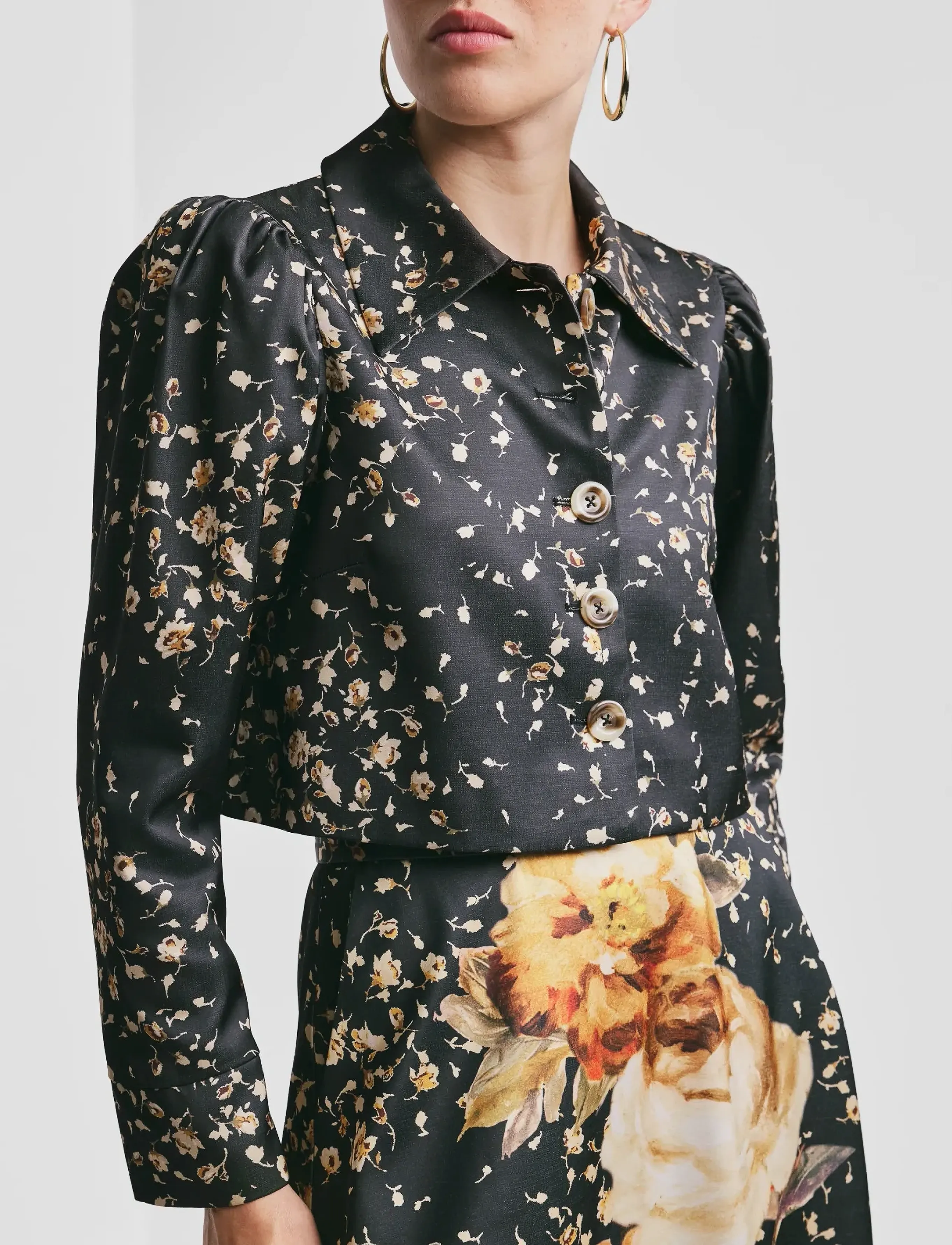 by Ti Mo Tailored Satin Cropped Jacket, M, Jackets, Mehrfarbig/gemustert - Light-summer Frauen