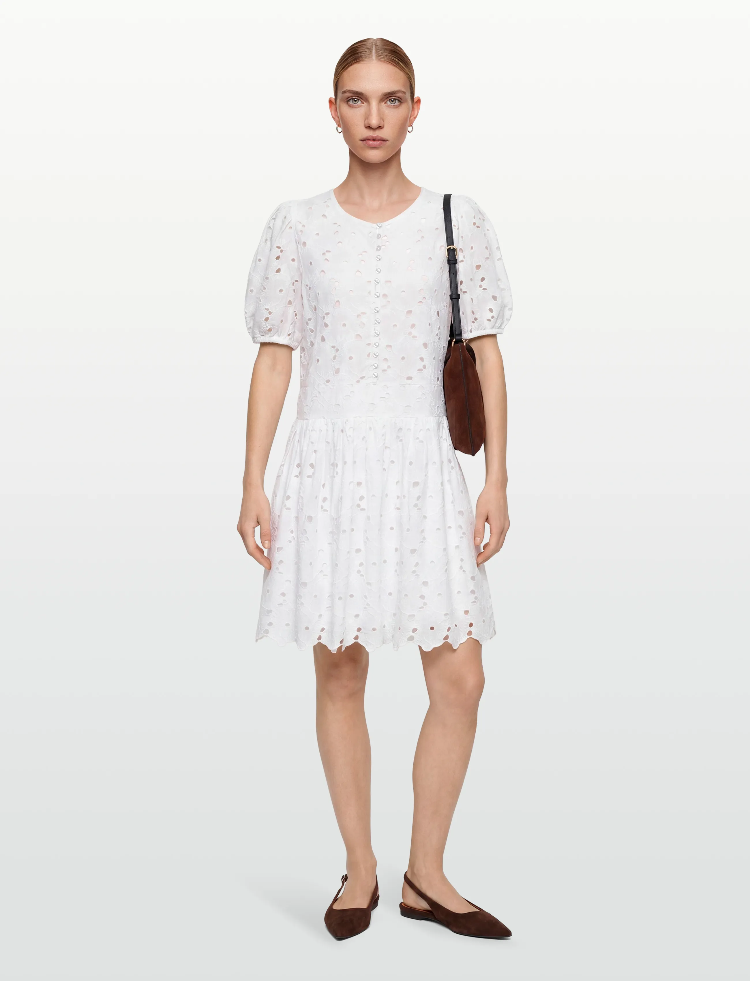 by Ti Mo Broderie Anglaise Puffed Dress, XS, White, Kjoler > Kort Kjole, Dame