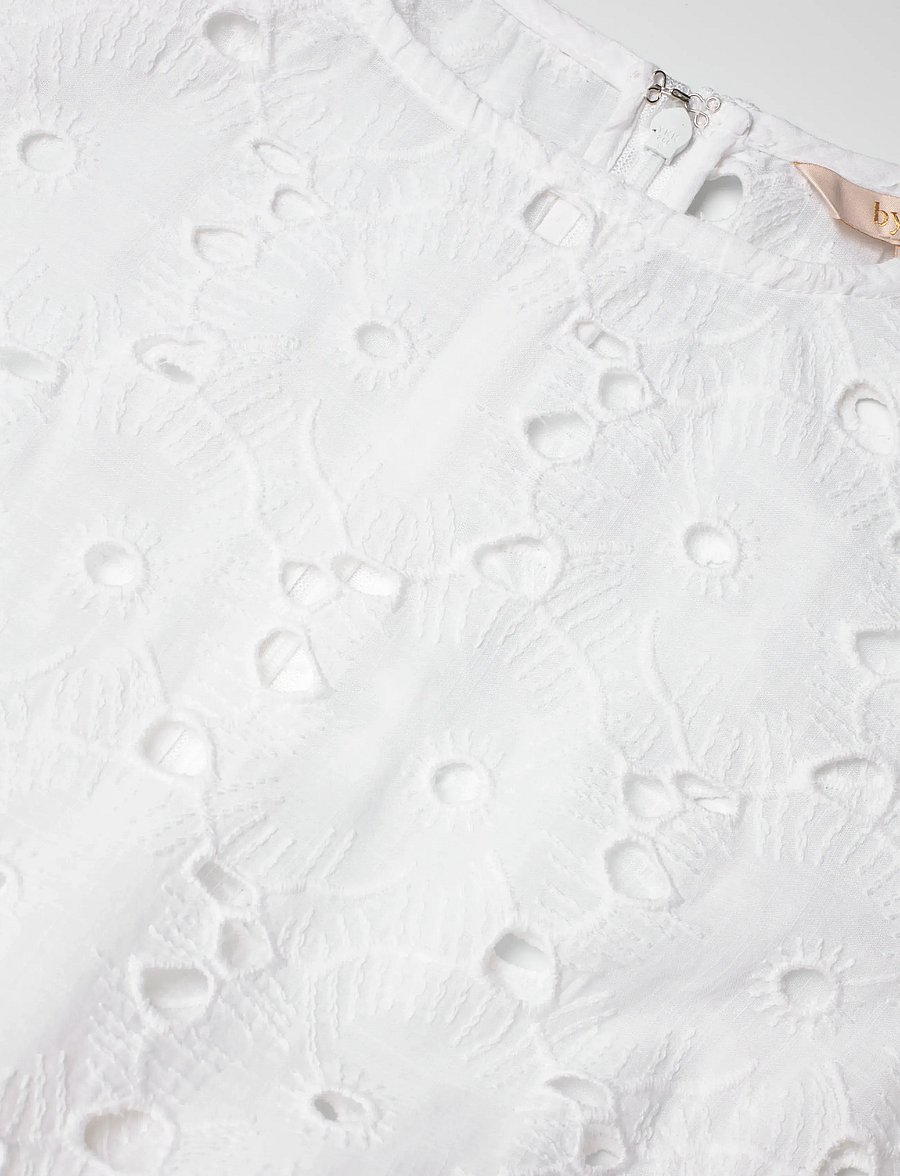 by Ti Mo - Broderie Anglaise Maxi Dress - maxi dresses - 1-white - 2