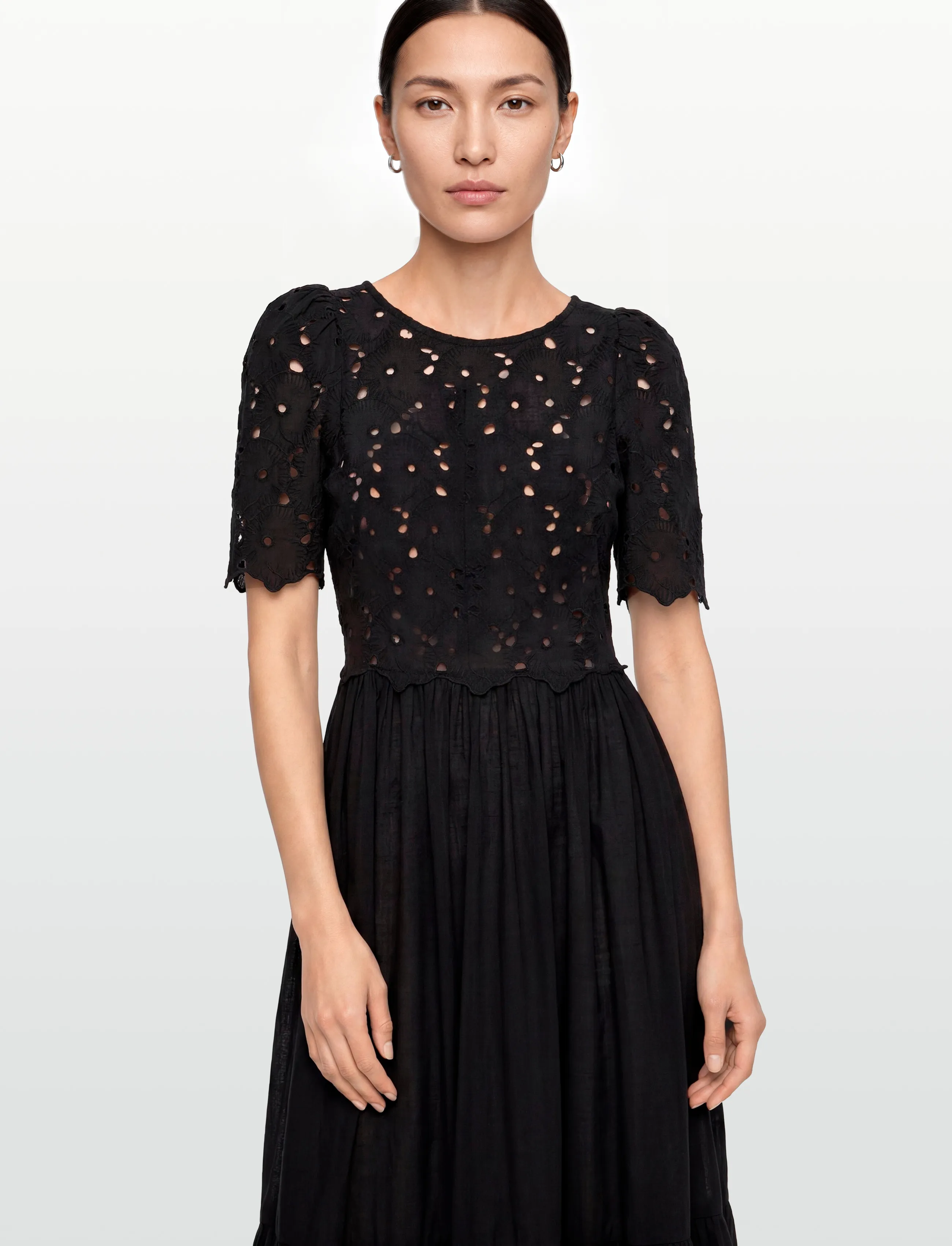 by Ti Mo - Broderie Anglaise Maxi Dress - ilgos suknelės - 99-black - 3