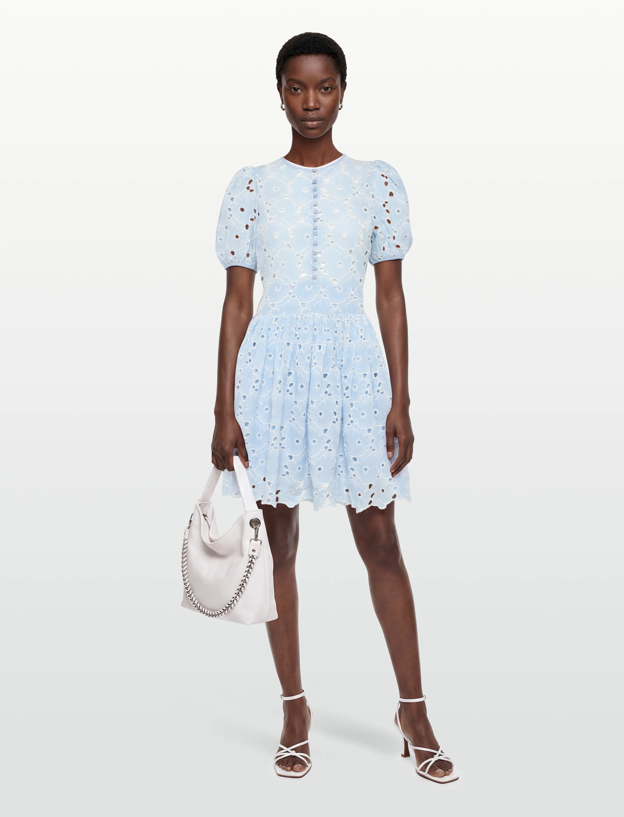 by Ti Mo Broderie Anglaise Puffed Dress, Kvinder, Broderie Anglaise Puffærmet Kjole, Blå, Str: XS