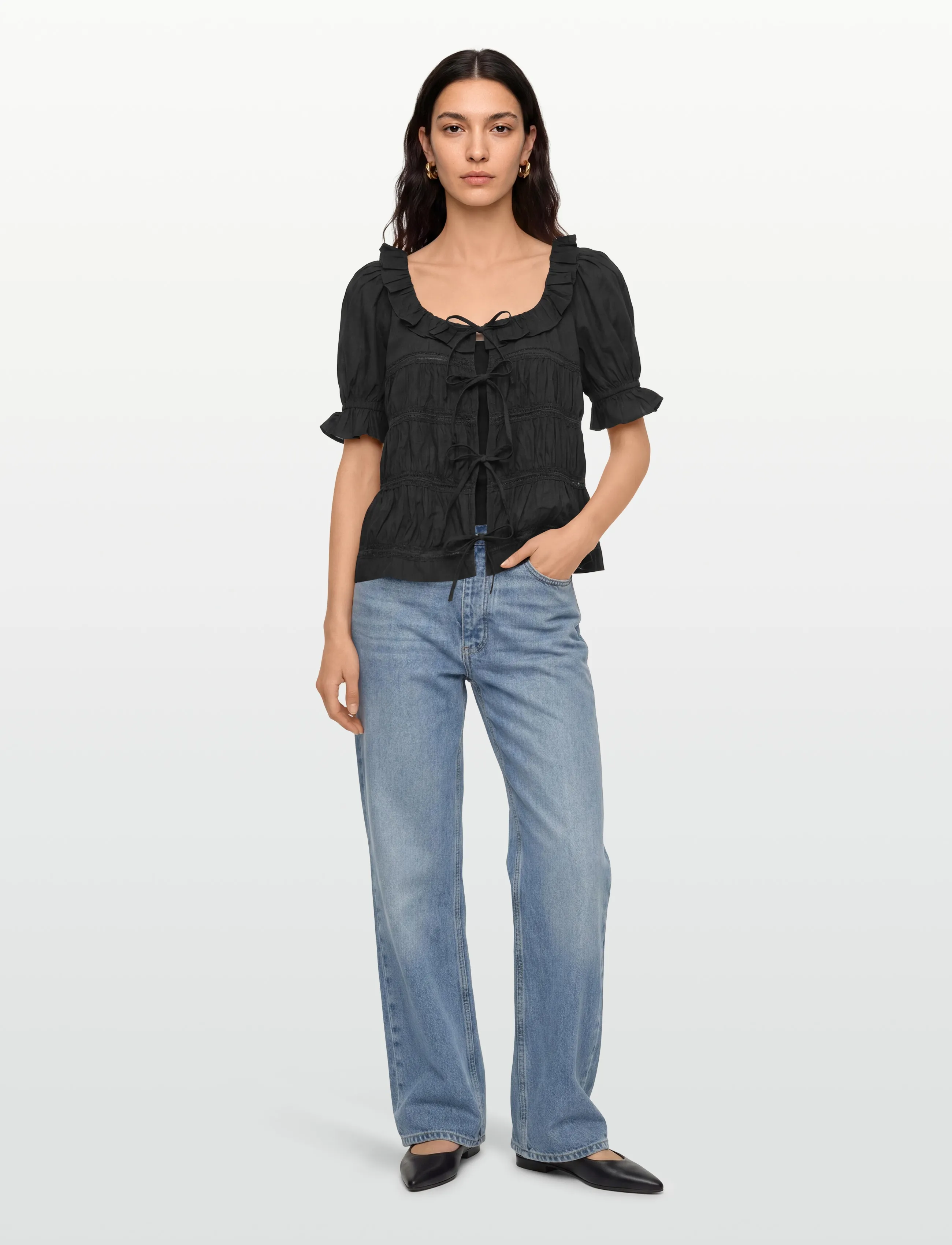 by Ti Mo Poplin Bow Blouse, M, Black, Bluser > Kortærmede, Dame
