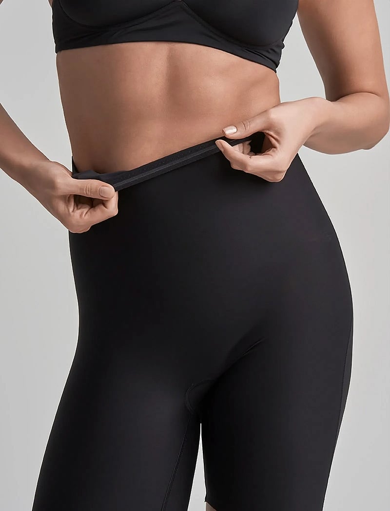 Bye Bra - Sculpting High Waist Short - kujuandvad püksid ja seelikud - black - 5