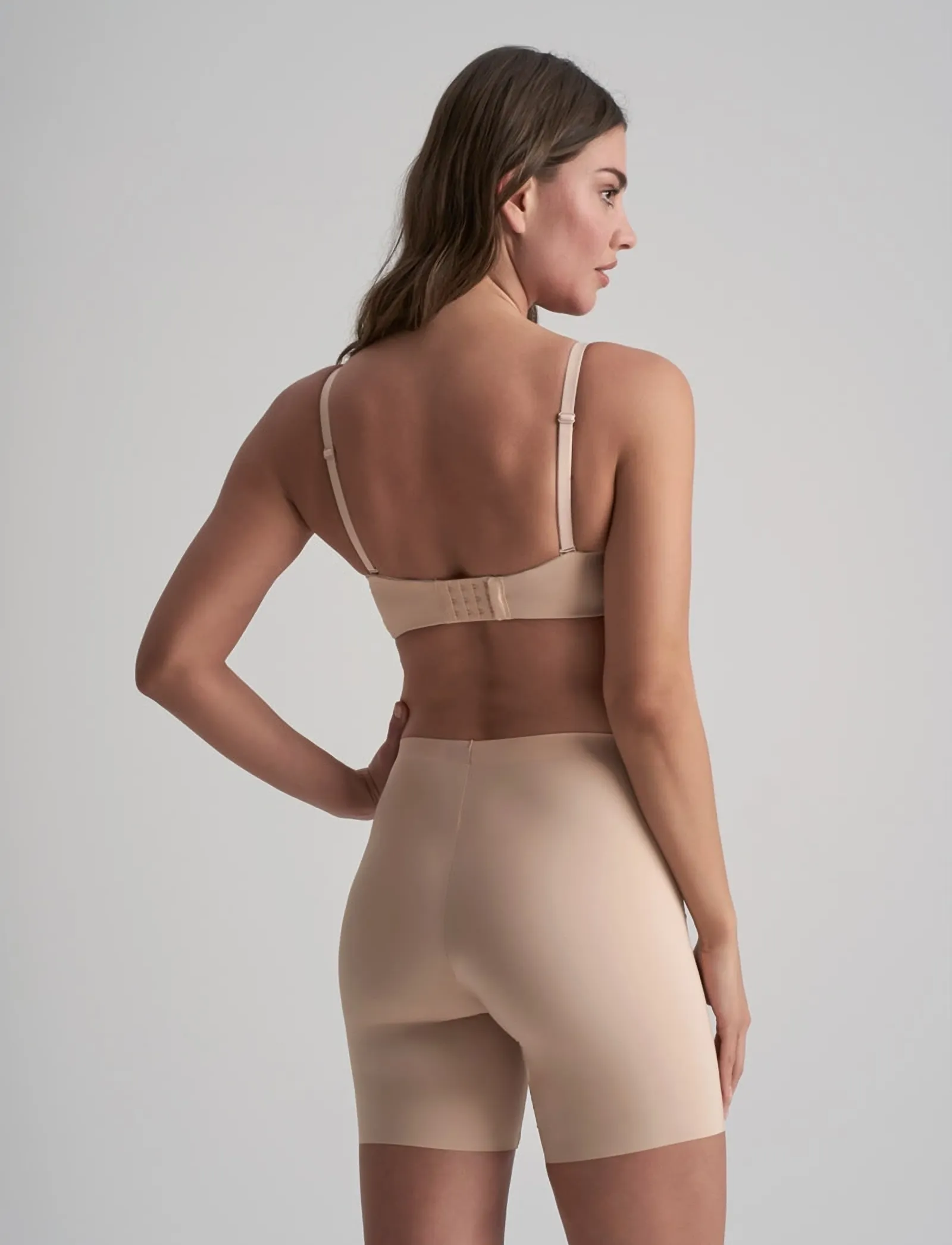 Bye Bra - Smooth Essentials Mid Waist Short - shaping nederdelar - beige - 3