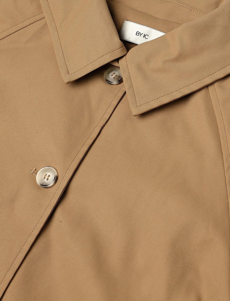 BYIC - AvaIC Short Trenchcoat - vihmamantlid - camel - 4