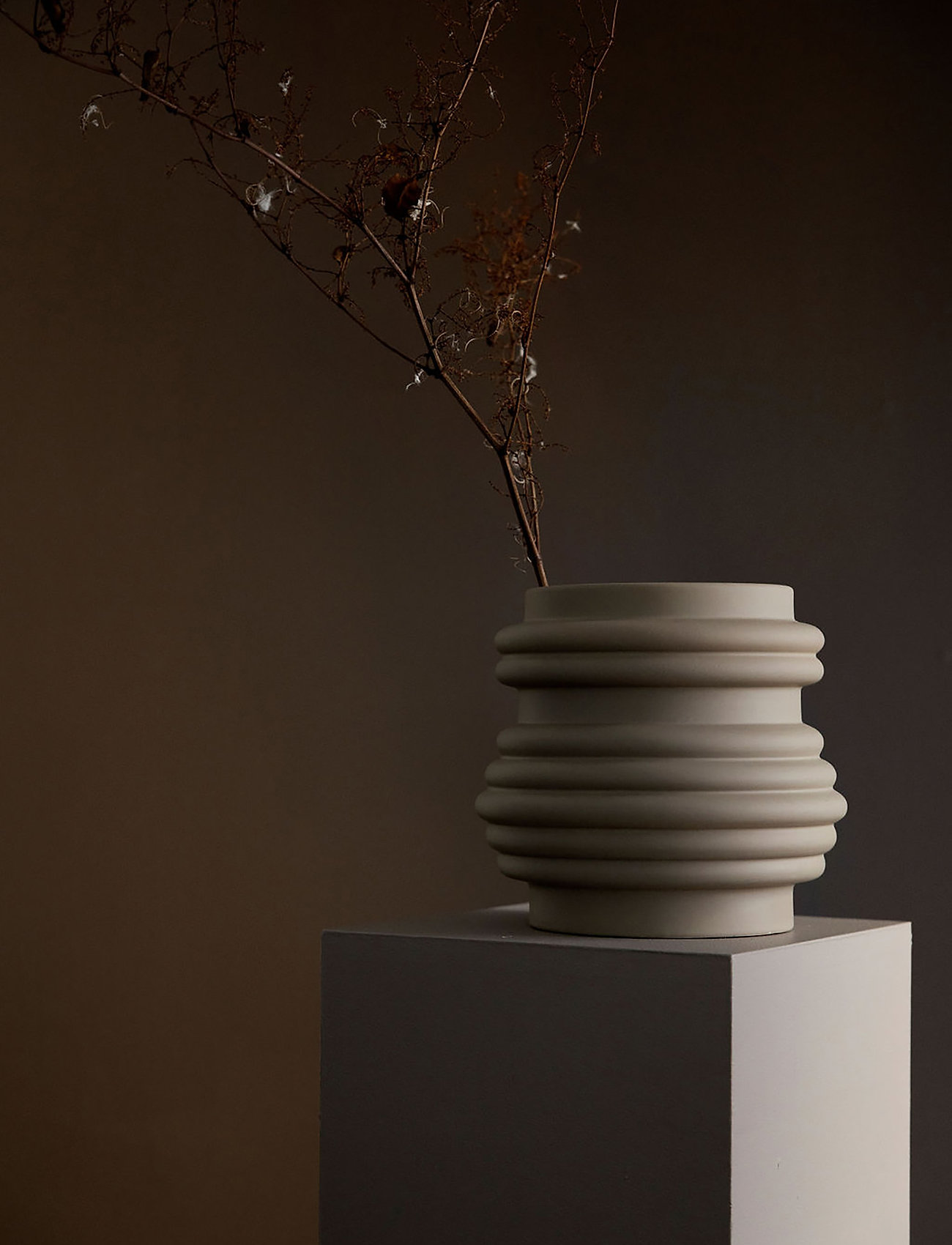 Byon - Vase Mila S - große vasen - beige - 1