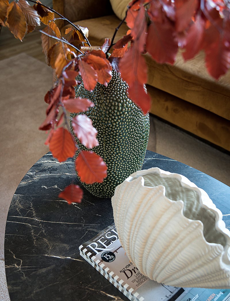 Byon - Vase Shell - osta hinna alusel - white - 2