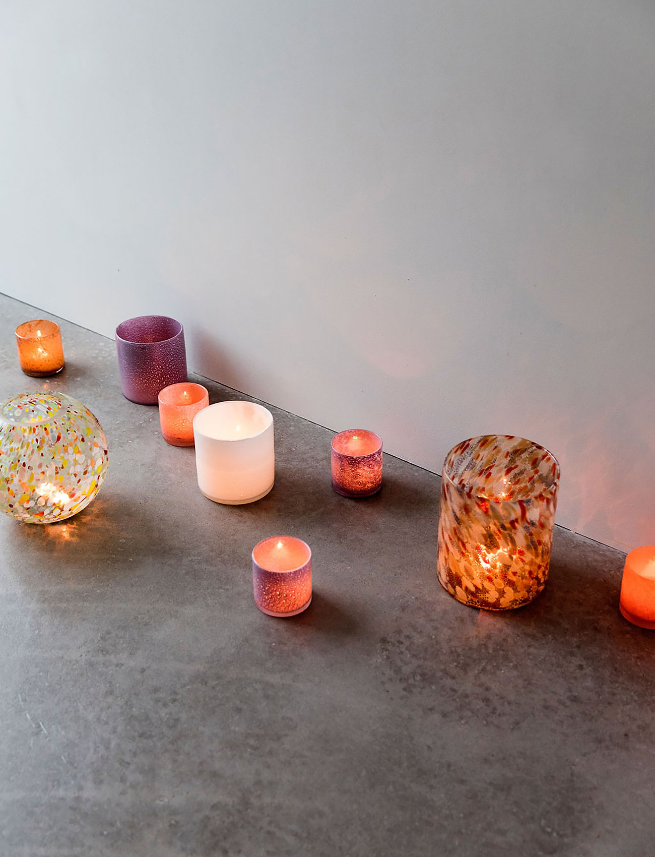 Byon - Vase/Candle holder Calore M - lanterns - coral - 1