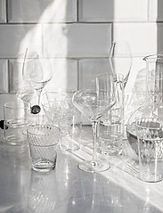 Byon - Drinking glass Opacity - laveste priser - clear - 2