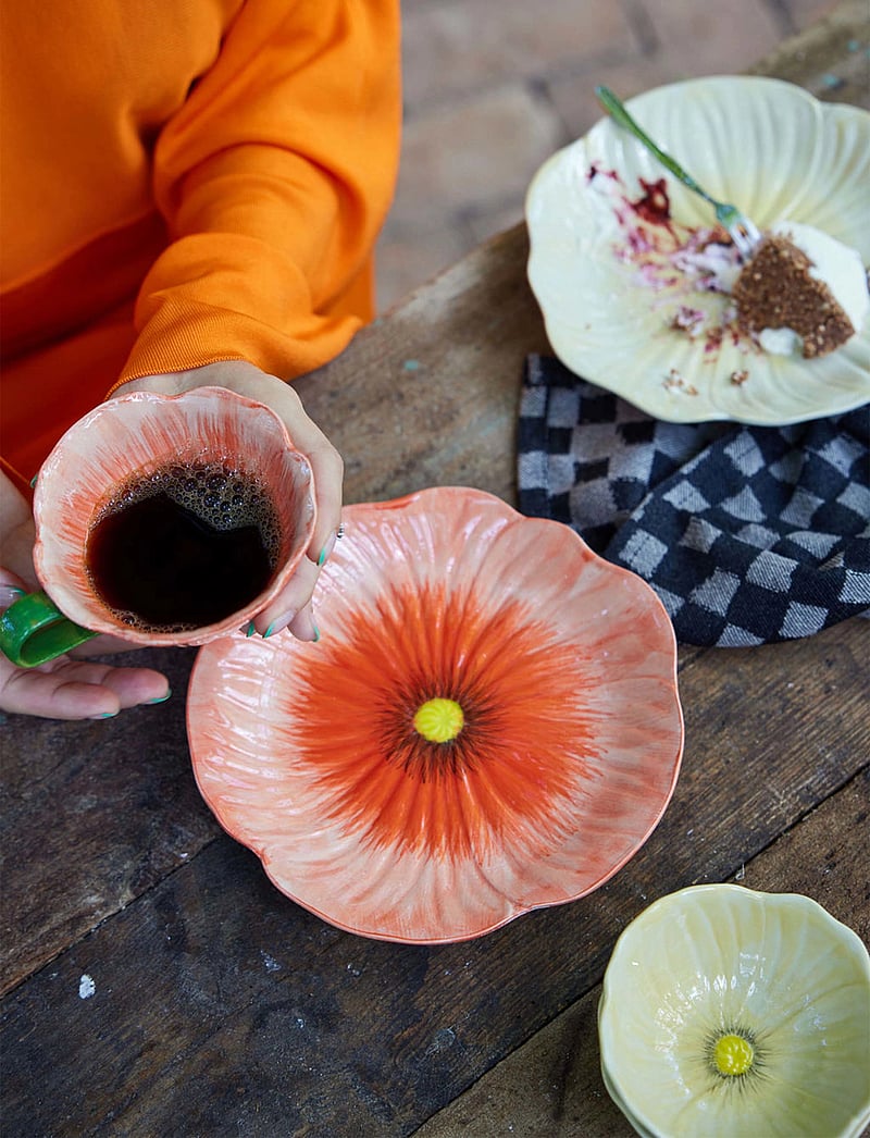 Byon - Plate Poppy - die niedrigsten preise - red - 1