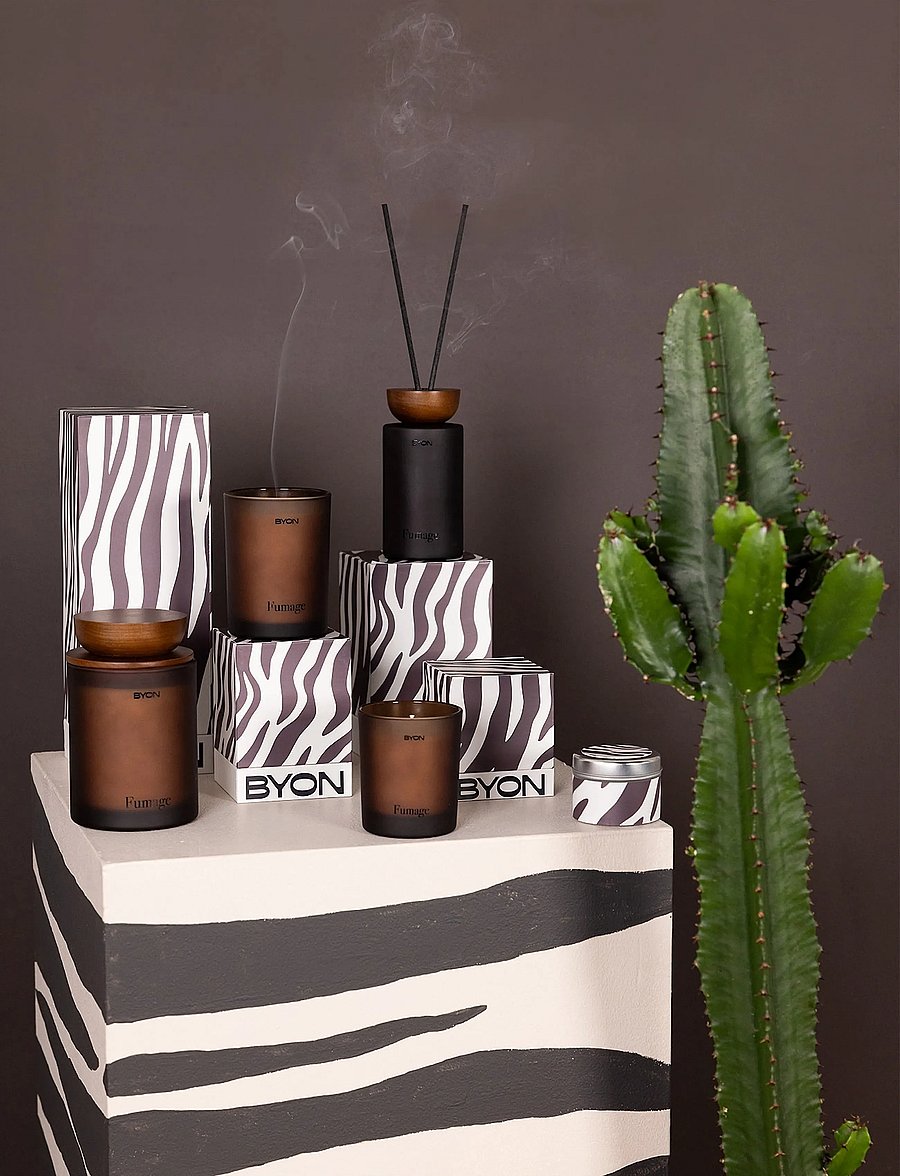 Byon - Scented candle Fumage - above 500kr - brown 55h - 3