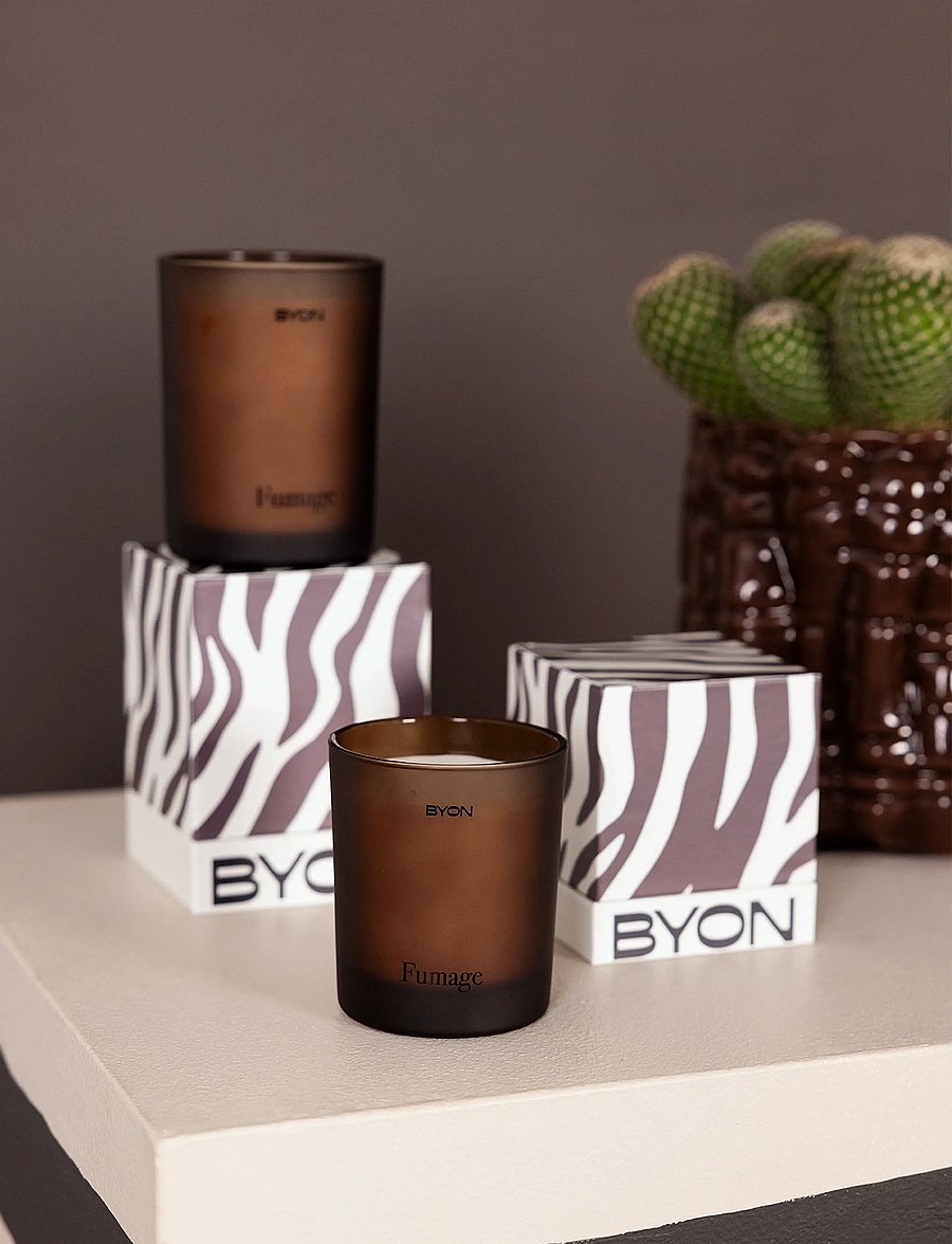 Byon - Scented candle Fumage - above 500kr - brown 30h - 0