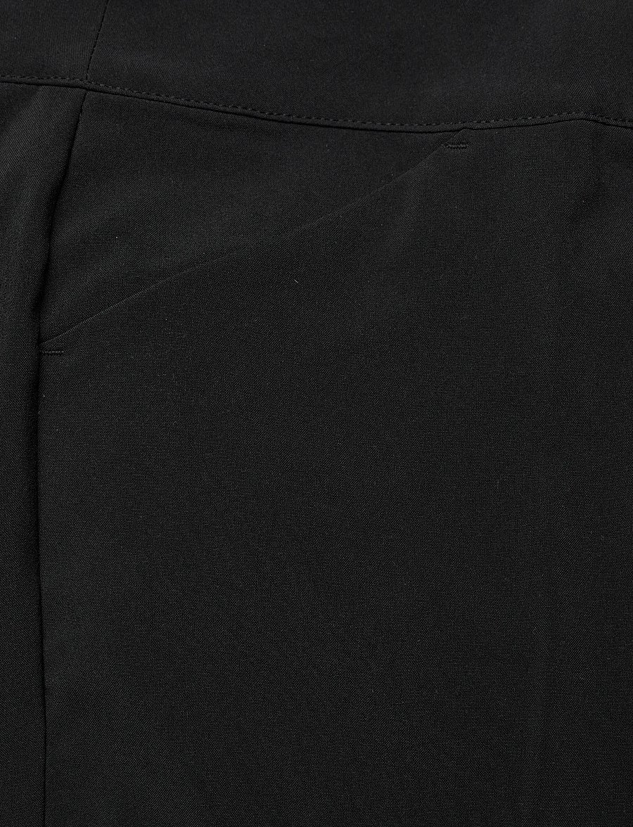 Callaway - Woven Extra Short Short 4.5″ - shorts - caviar - 2