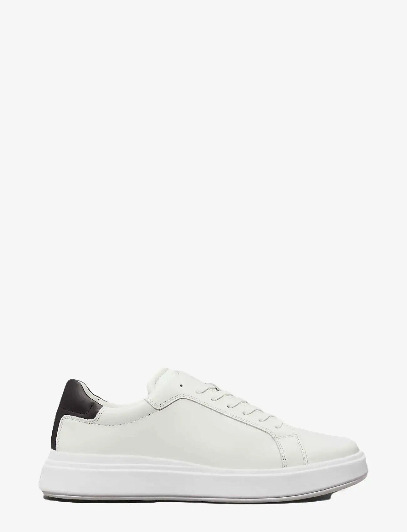 Calvin Klein - LOW TOP LACE UP LTH - låga sneakers - white black - 3