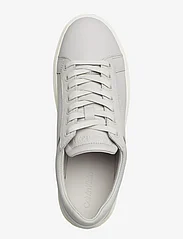 Calvin Klein - LOW TOP LACE UP ARCHIVE STRIPE - lave sneakers - light grey - 3