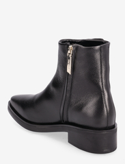 Calvin Klein - TAPERED BLOCK HEEL BOOT W/HW 30 - flat ankle boots - ck black - 2