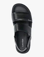 Calvin Klein - FLAT SANDAL CALVIN MTL LTH - zempapēžu sandales - black - 3