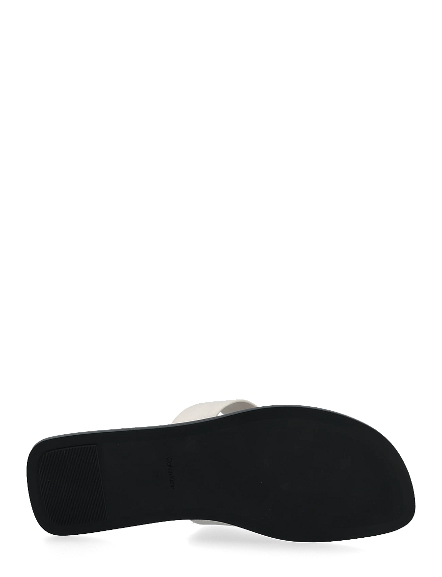 Calvin Klein - FLAT SANDAL THONG LTH - flate sandaler - white sand - 4
