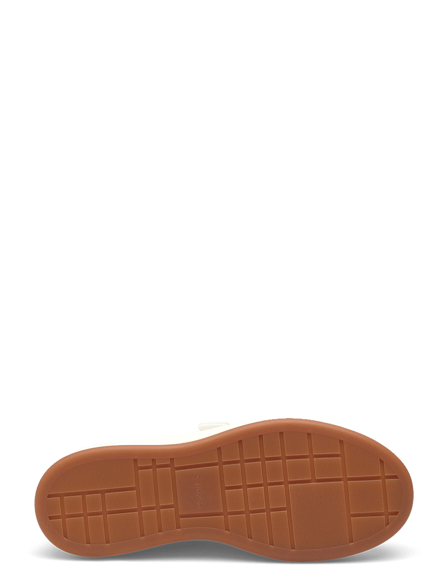 Calvin Klein - BASKET CUPS VELCRO LTH - konfirmationstøj - bright white marshmallow gum - 4