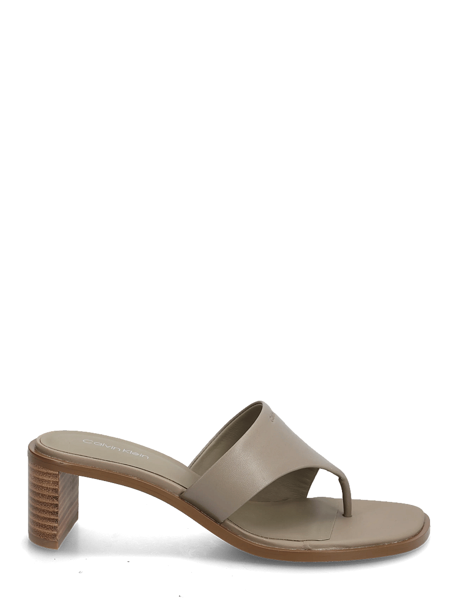 Calvin Klein - BLOCK HEEL SNDL THONG LTH - sandaler med hæl - desert taupe - 1